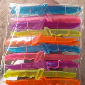 Colorful Plastic Knife - 1 Pcs